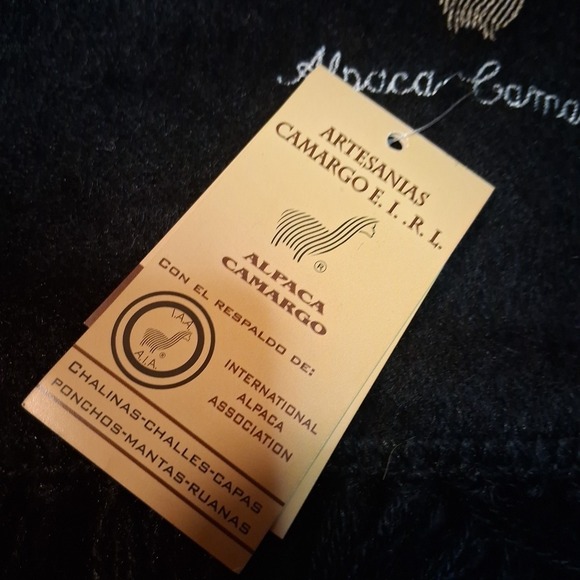 Artesanias Camargo Alpaca Camargo Alpaca Scarf Black NWT 68x9 - Picture 2 of 6